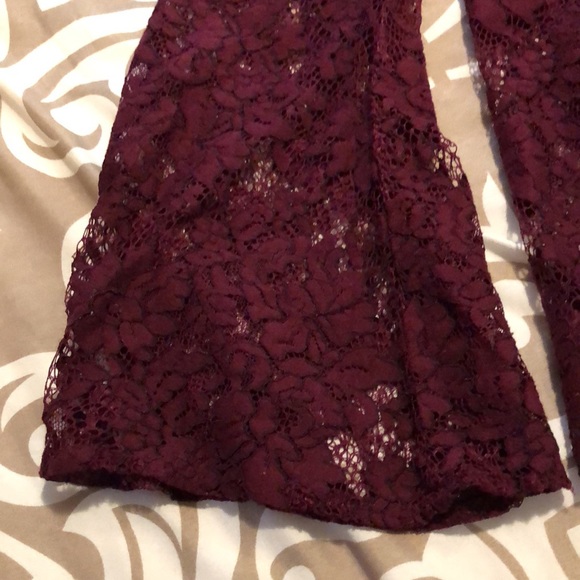 Torrid size 1 Burgundy Lace Long Bell Sleved Babydoll Top - Picture 3 of 5